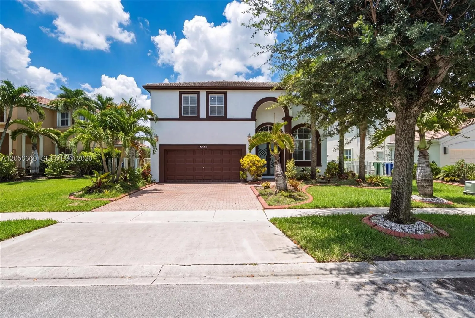 Foto de propiedad en 15850 SW 49th Court, Miramar, FL 33027 Miramar con MLS# 