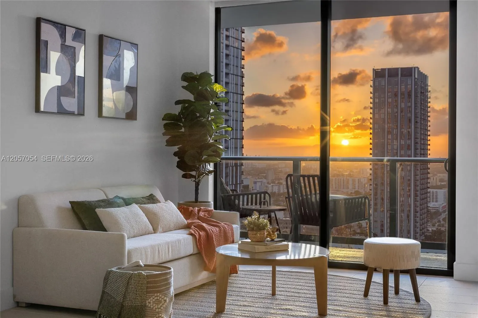 Foto de propiedad en 159 NE 6th Street 2704, Miami, FL 33132 Miami con MLS#