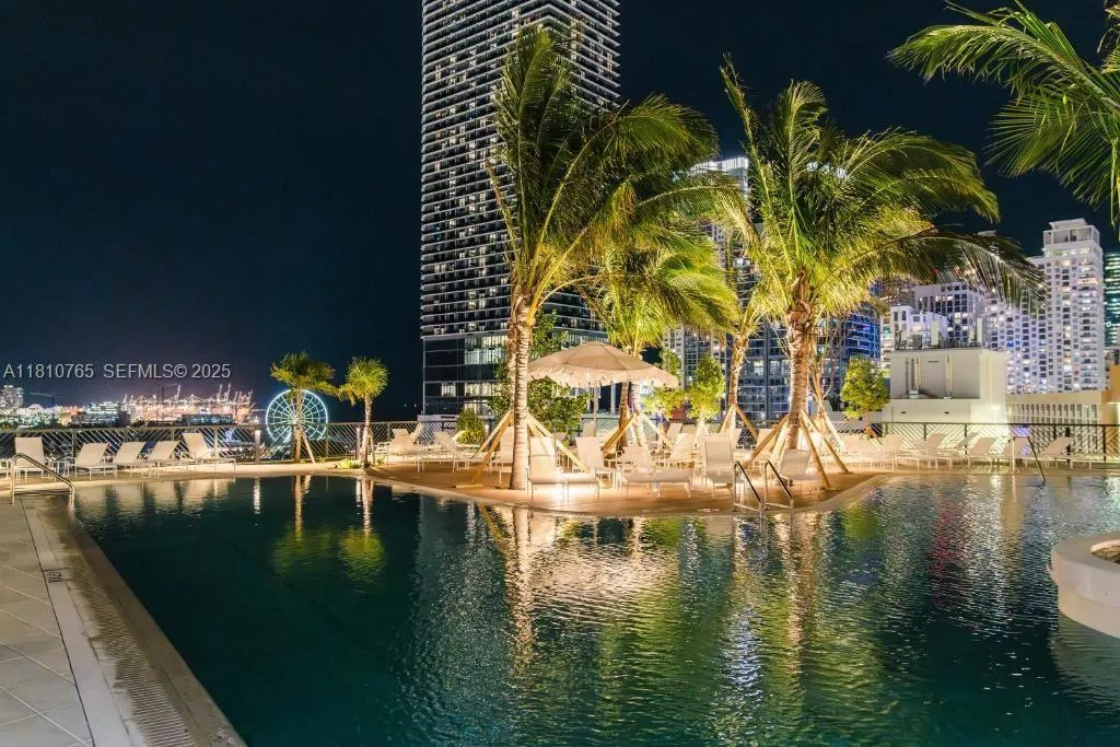Foto de propiedad en 159 NE 6th Street 3205, Miami, FL 33132 Miami con MLS# 