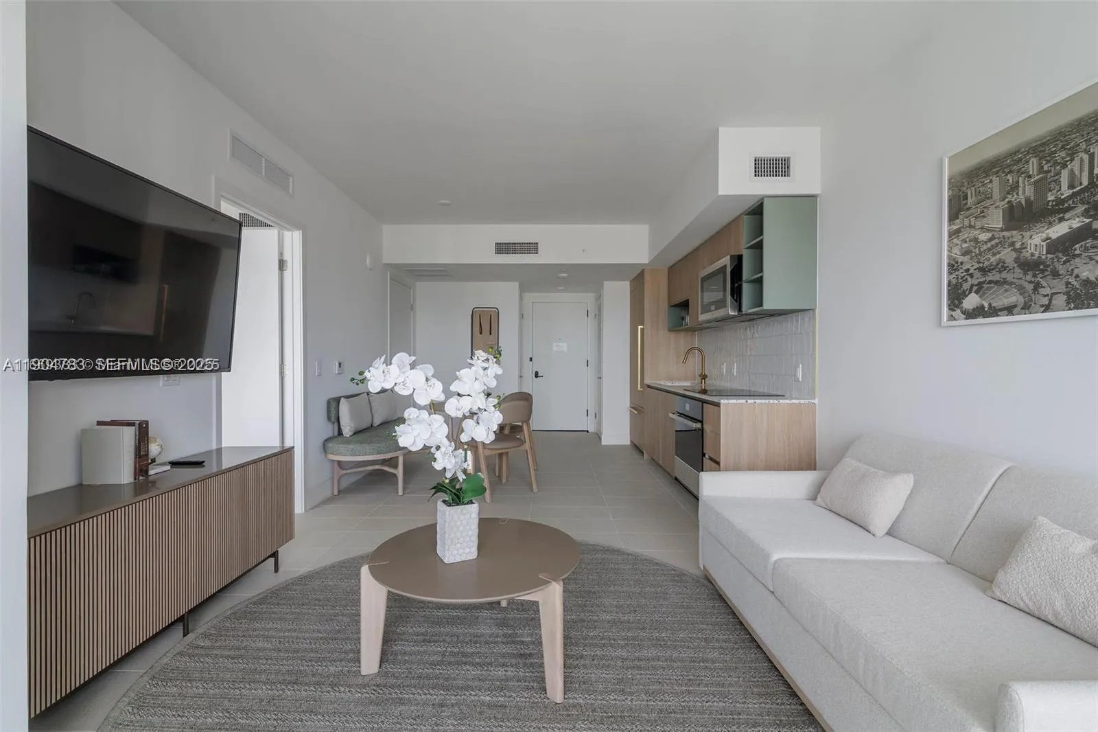 Foto de propiedad en 159 NE 6th Street 3404, Miami, FL 33132 Miami con MLS# 