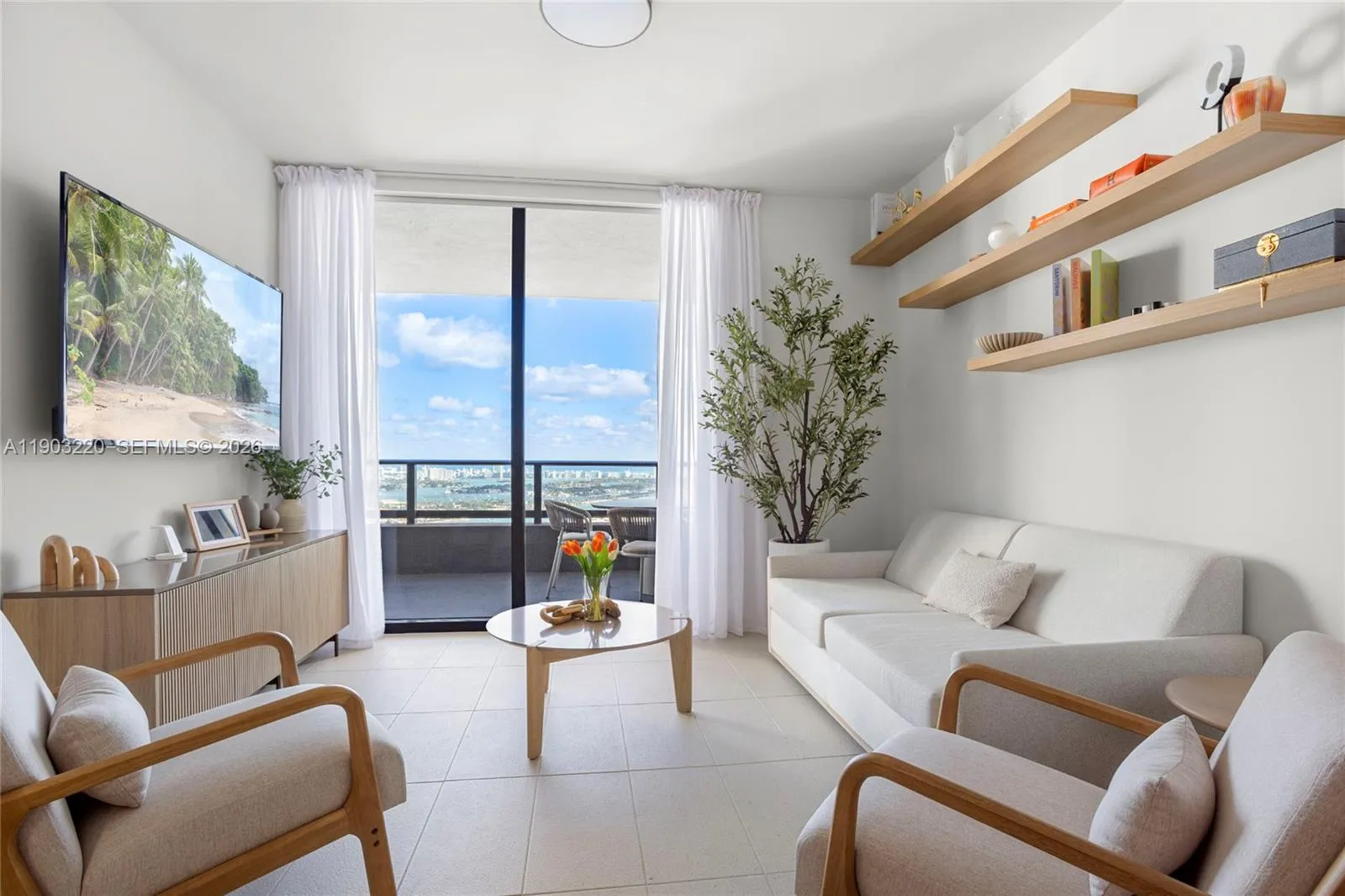 Foto de propiedad en 159 NE 6th Street 3615, Miami, FL 33132 Miami con MLS# 