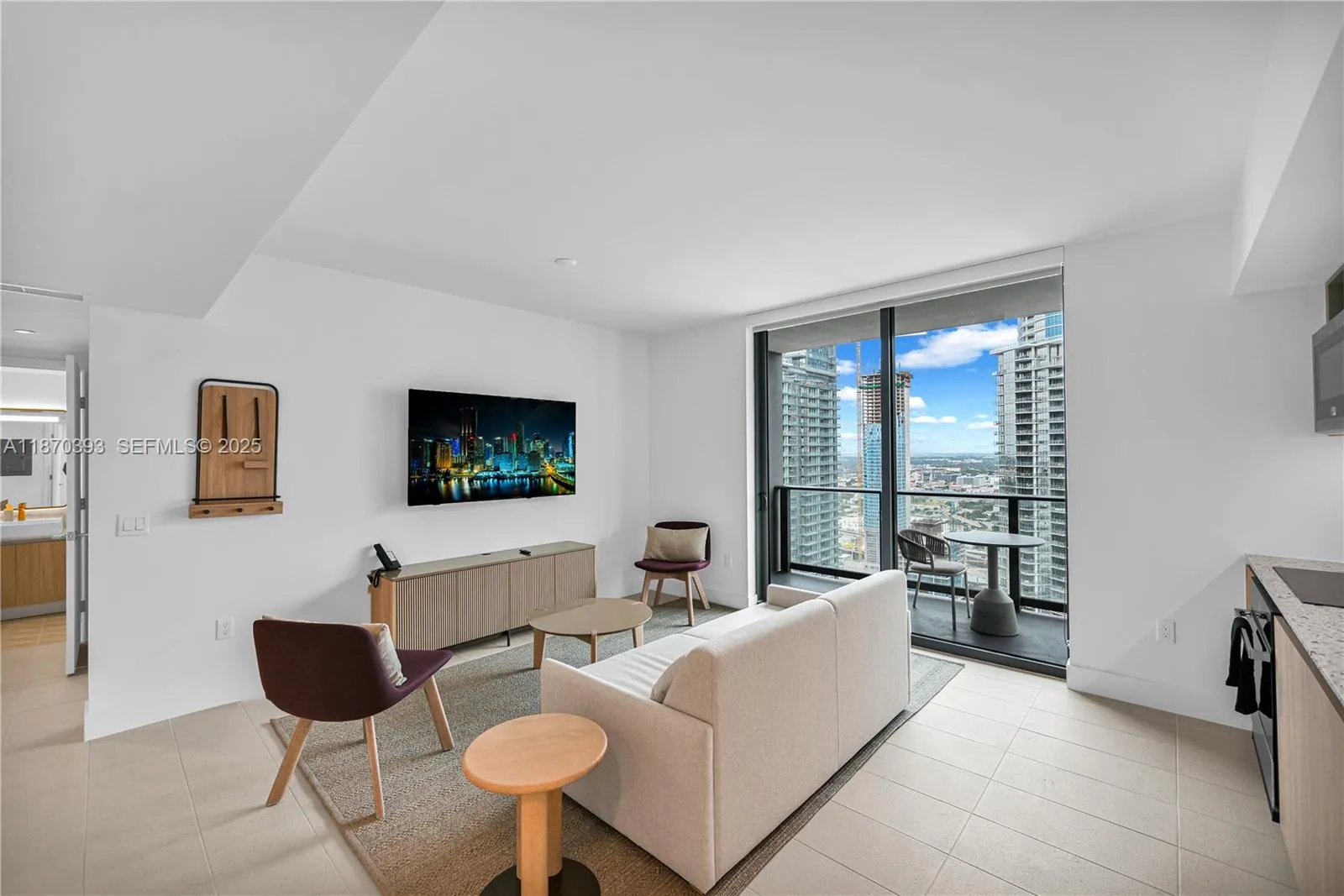 Foto de propiedad en 159 NE 6th Street 3901, Miami, FL 33132 Miami con MLS# 