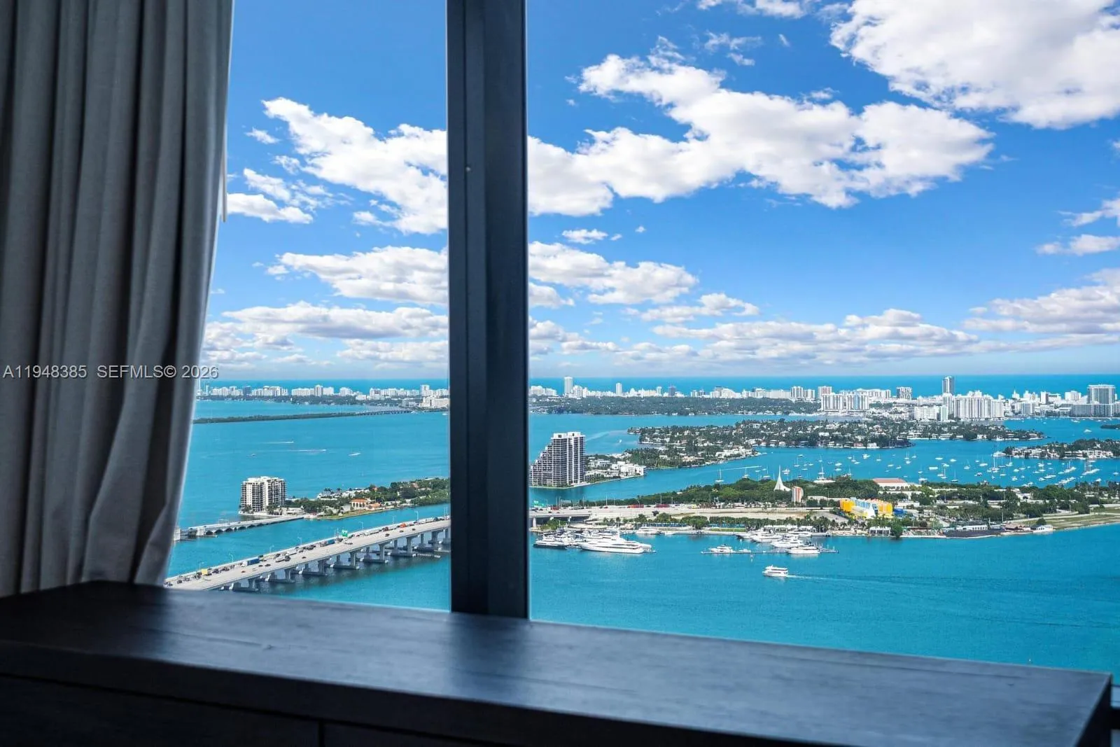 Foto de propiedad en 159 NE 6th Street 5101, Miami, FL 33132 Miami con MLS# 