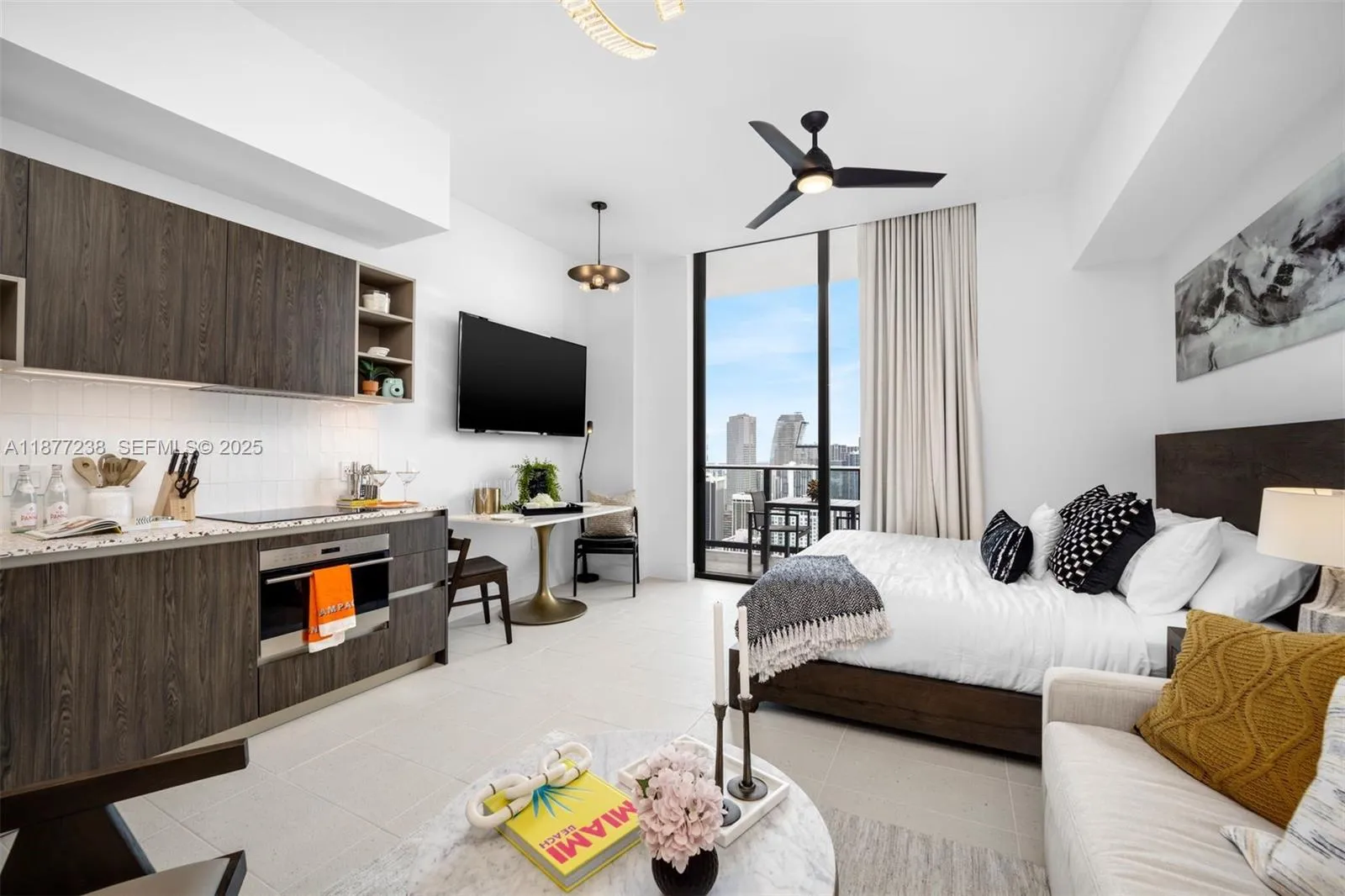 Foto de propiedad en 159 NE 6th Street 5112, Miami, FL 33132 Miami con MLS#