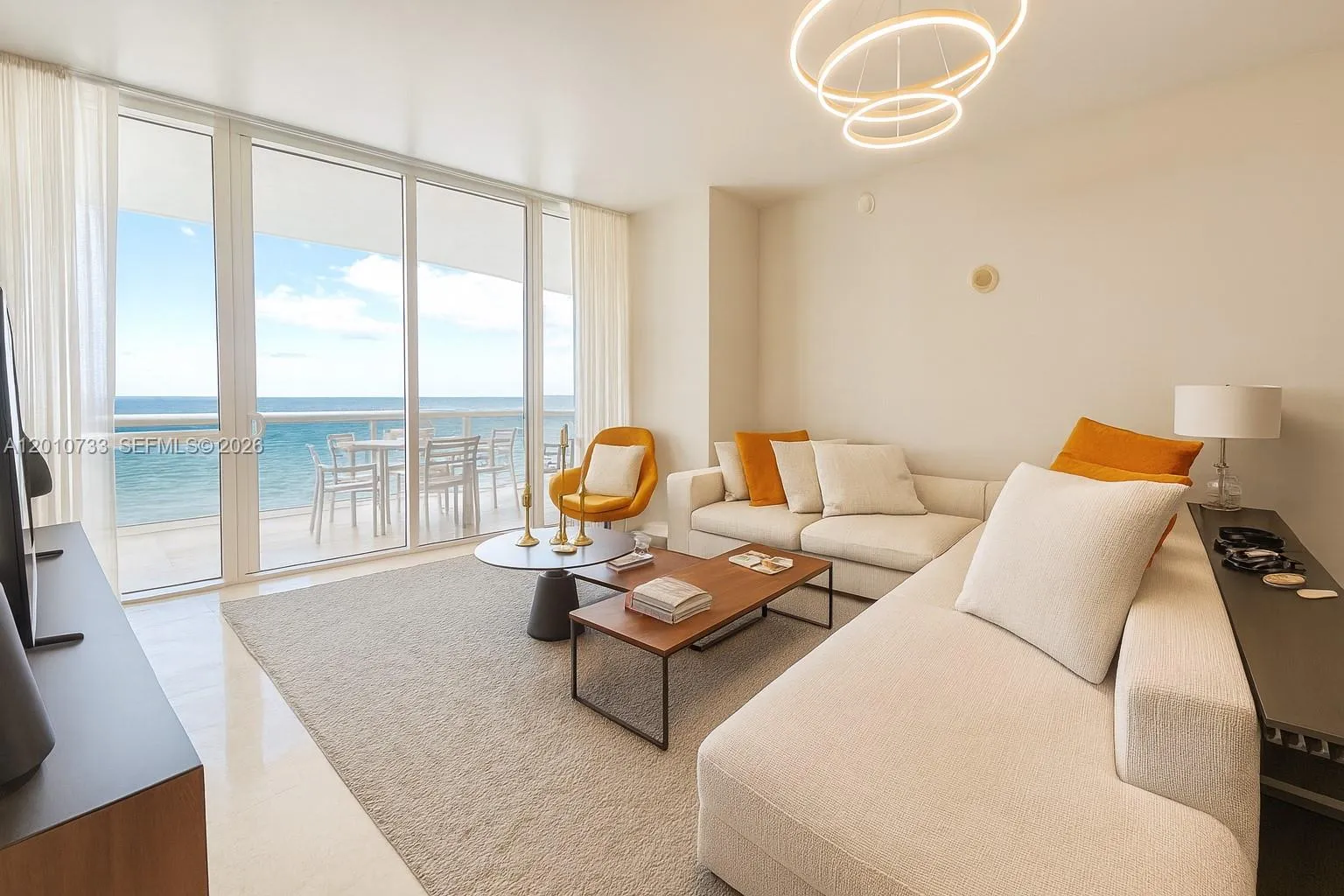 En Renta 15901 Collins Avenue 1203, Sunny Isles Beach, FL 33160, Sunny Isles Beach, FL 33160