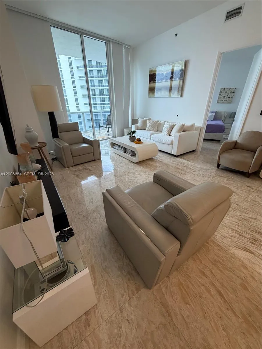 En Renta 15901 Collins Avenue 3707, Sunny Isles Beach, FL 33160, Sunny Isles Beach, FL 33160