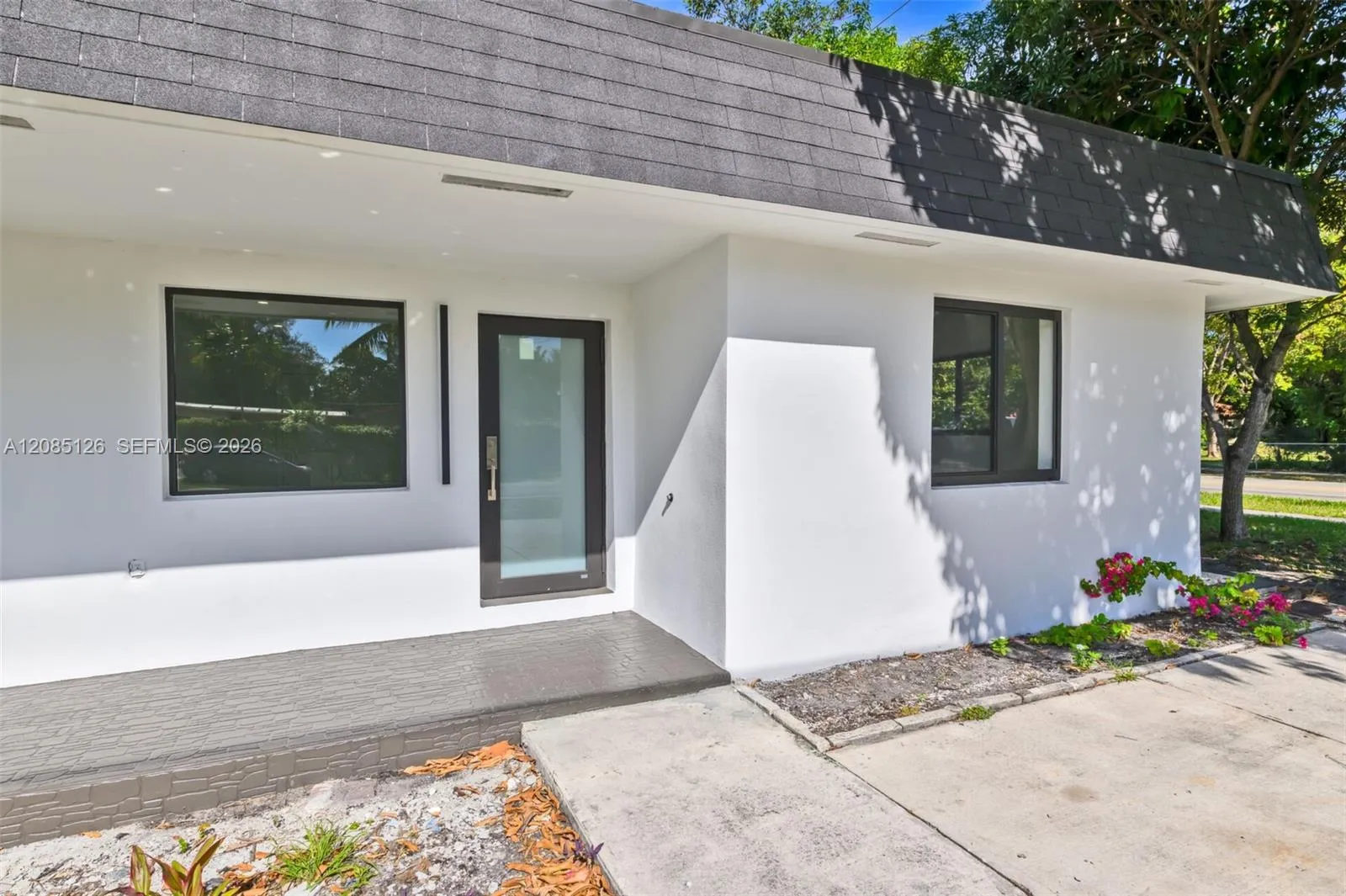 En Renta 1597 NE 143rd Street 1595, North Miami, FL 33161, North Miami, FL 33161