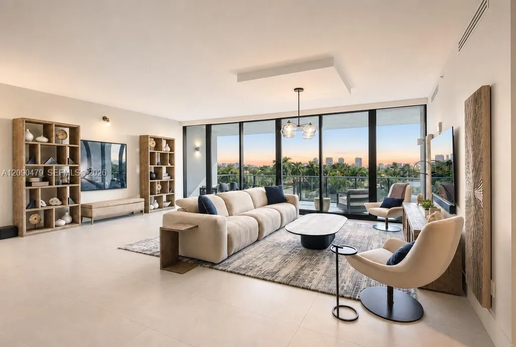 En Venta 160 Isle Of Venice Drive PH3, Fort Lauderdale, FL 33301, Fort Lauderdale, FL 33301