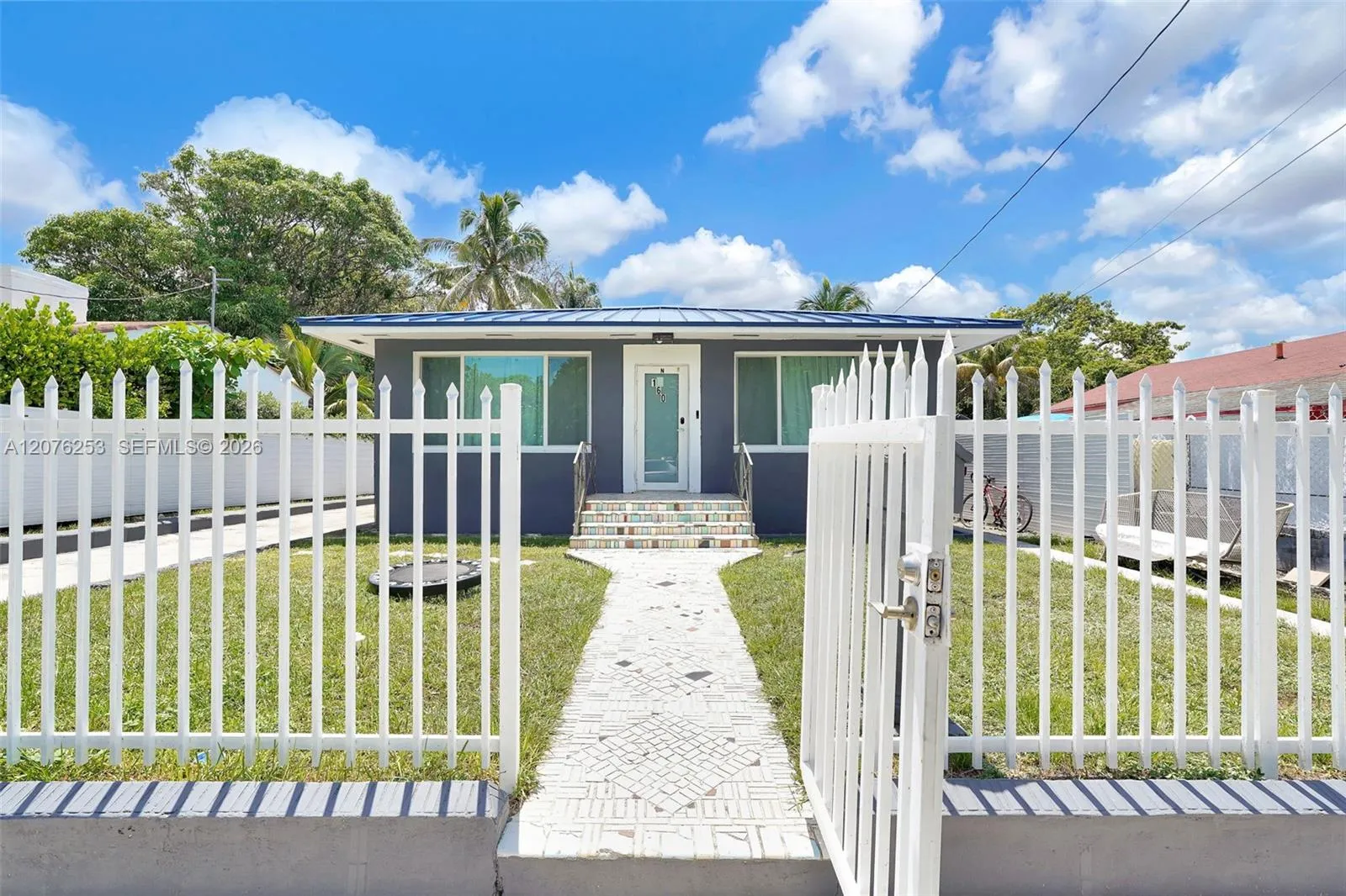 En Renta 160 NW 45th Street 2, Miami, FL 33127, Miami, FL 33127