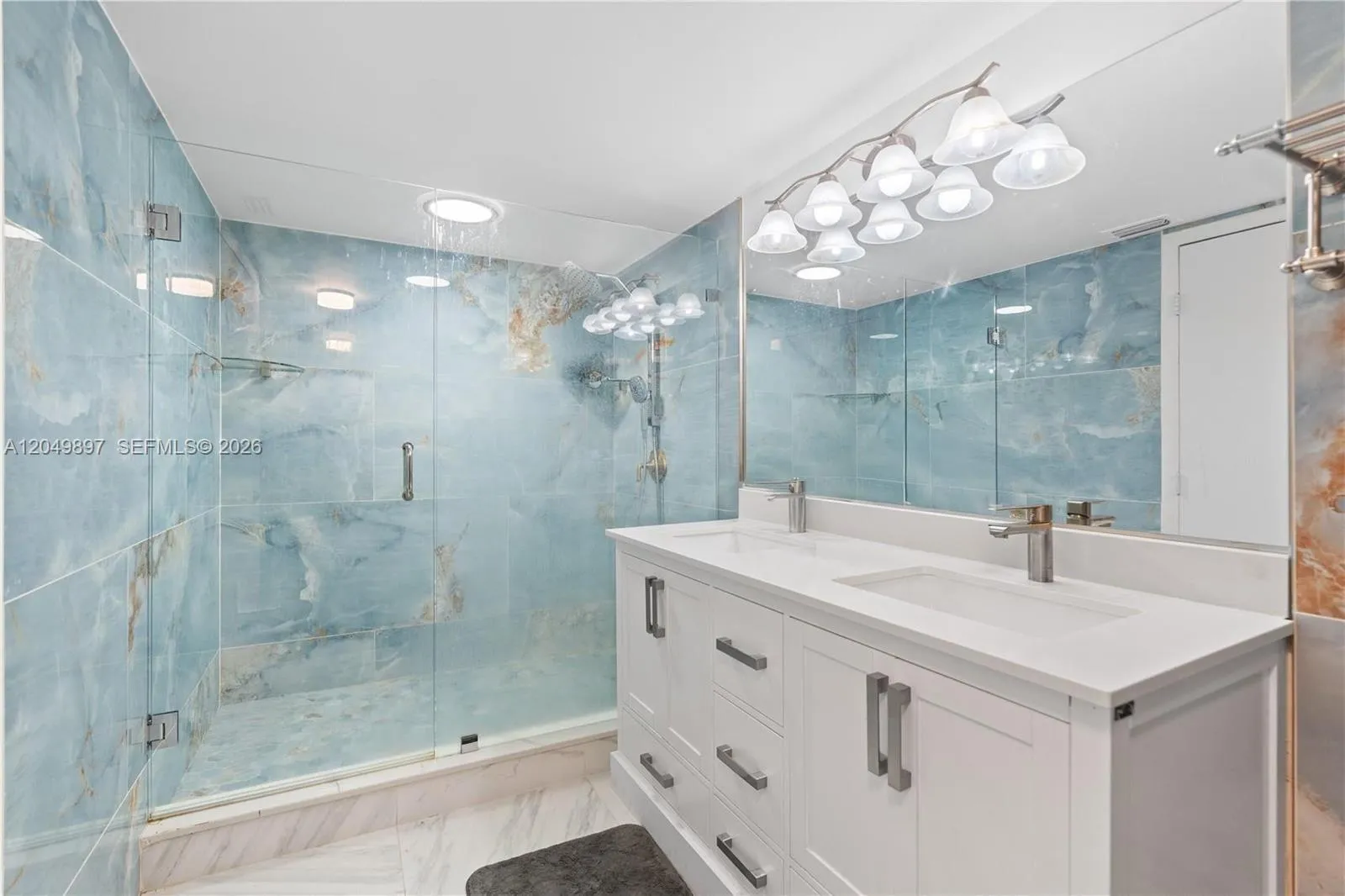 Foto de propiedad en 1600 Coral Avenue, North Lauderdale, FL 33068 North Lauderdale con MLS# 