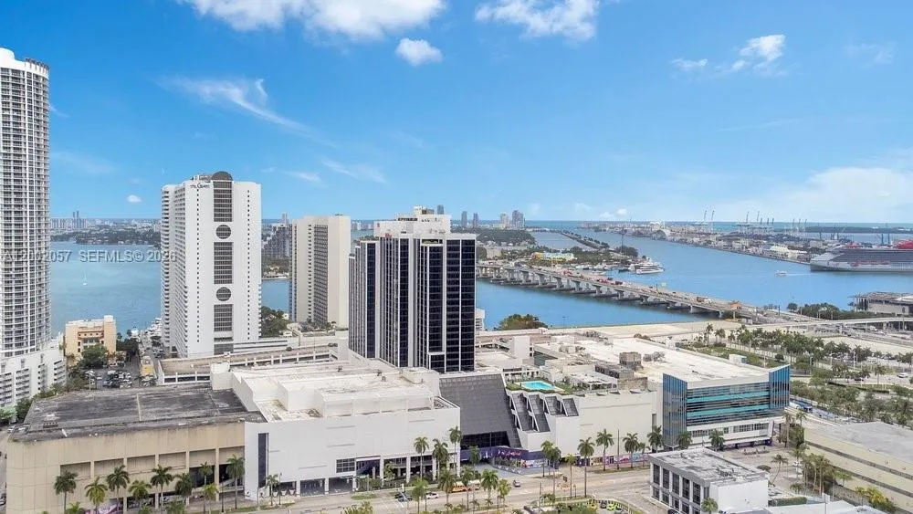 Vendido 1600 NE 1st Avenue 1601, Miami, FL 33132, Miami, FL 33132