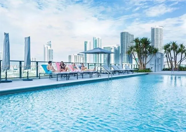 En Venta 1600 NE 1st Avenue 1606, Miami, FL 33132, Miami, FL 33132