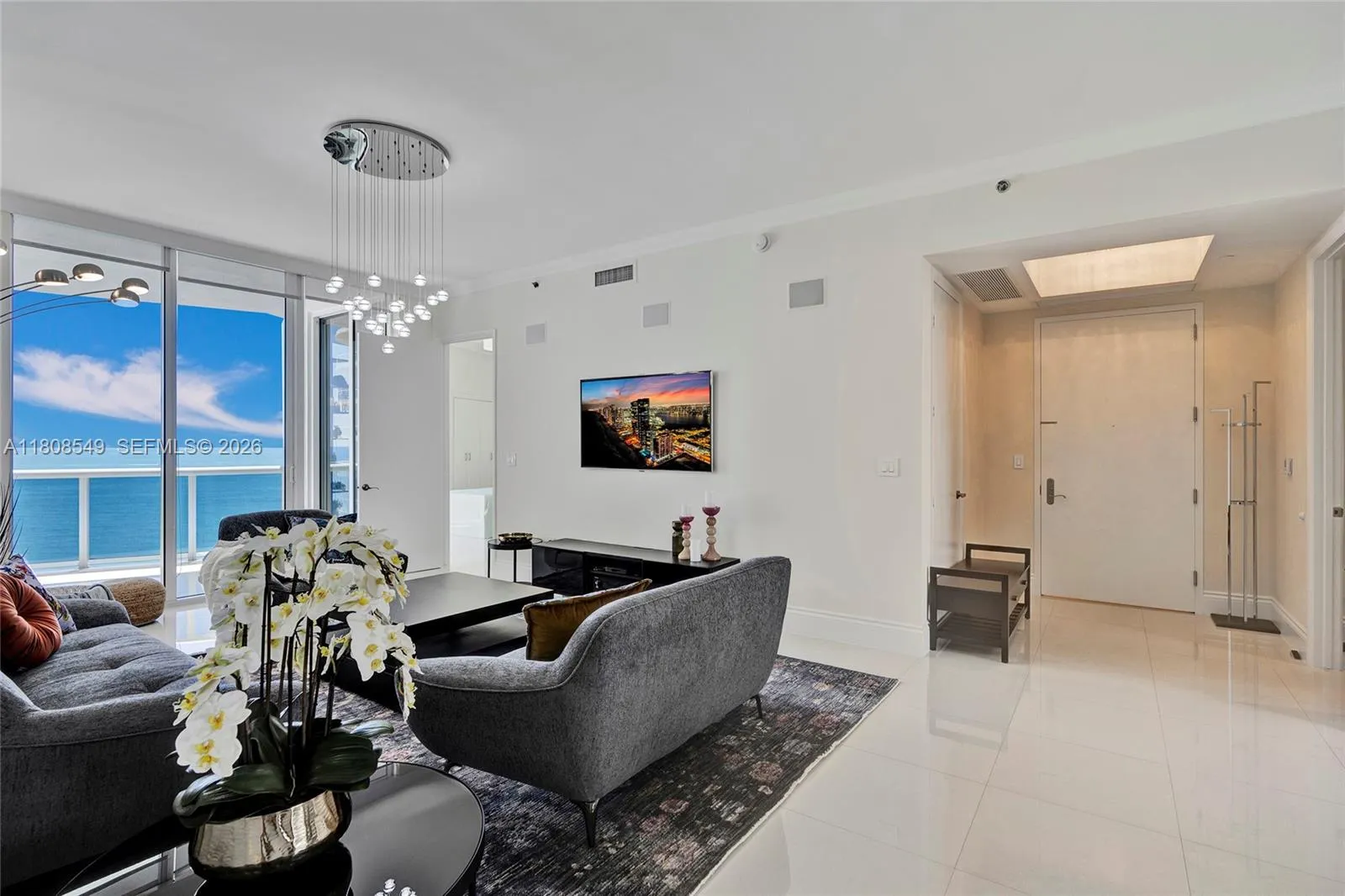 Foto de propiedad en 16001 Collins Avenue 1604, Sunny Isles Beach, FL 33160 Sunny Isles Beach con MLS# 