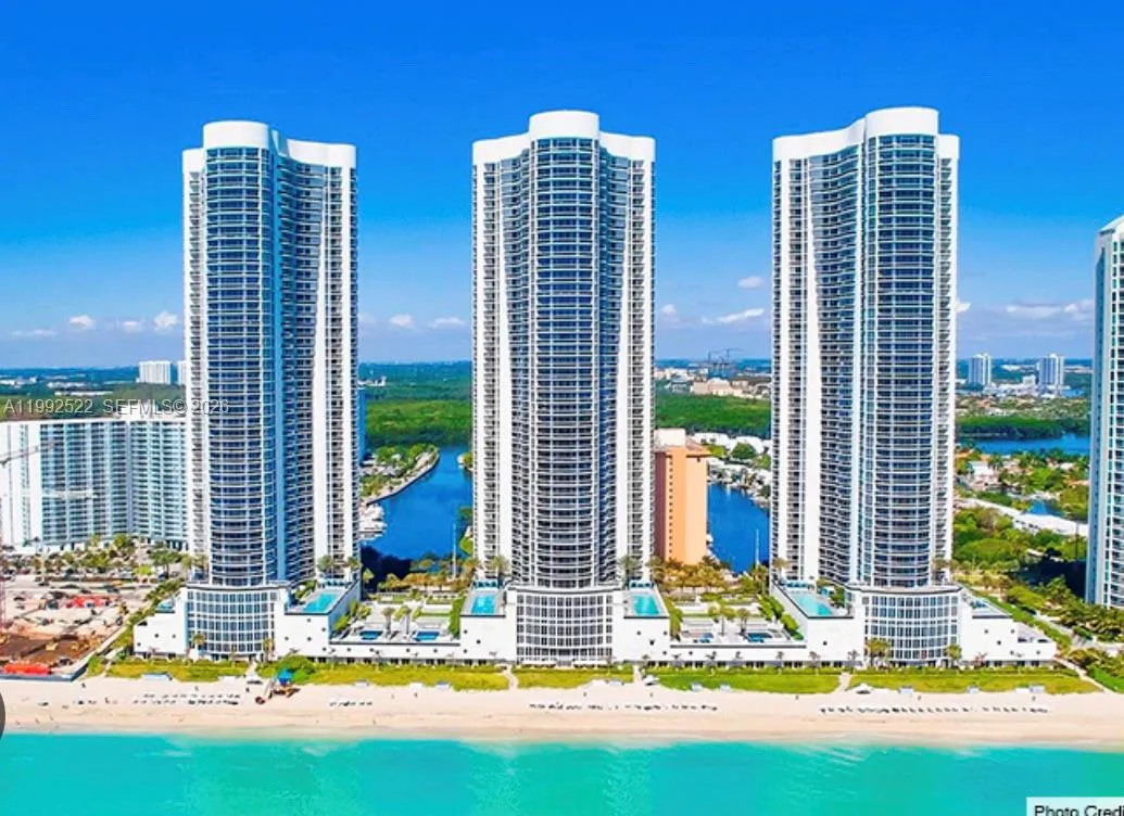 En Renta 16001 Collins Avenue 2102, Sunny Isles Beach, FL 33160, Sunny Isles Beach, FL 33160
