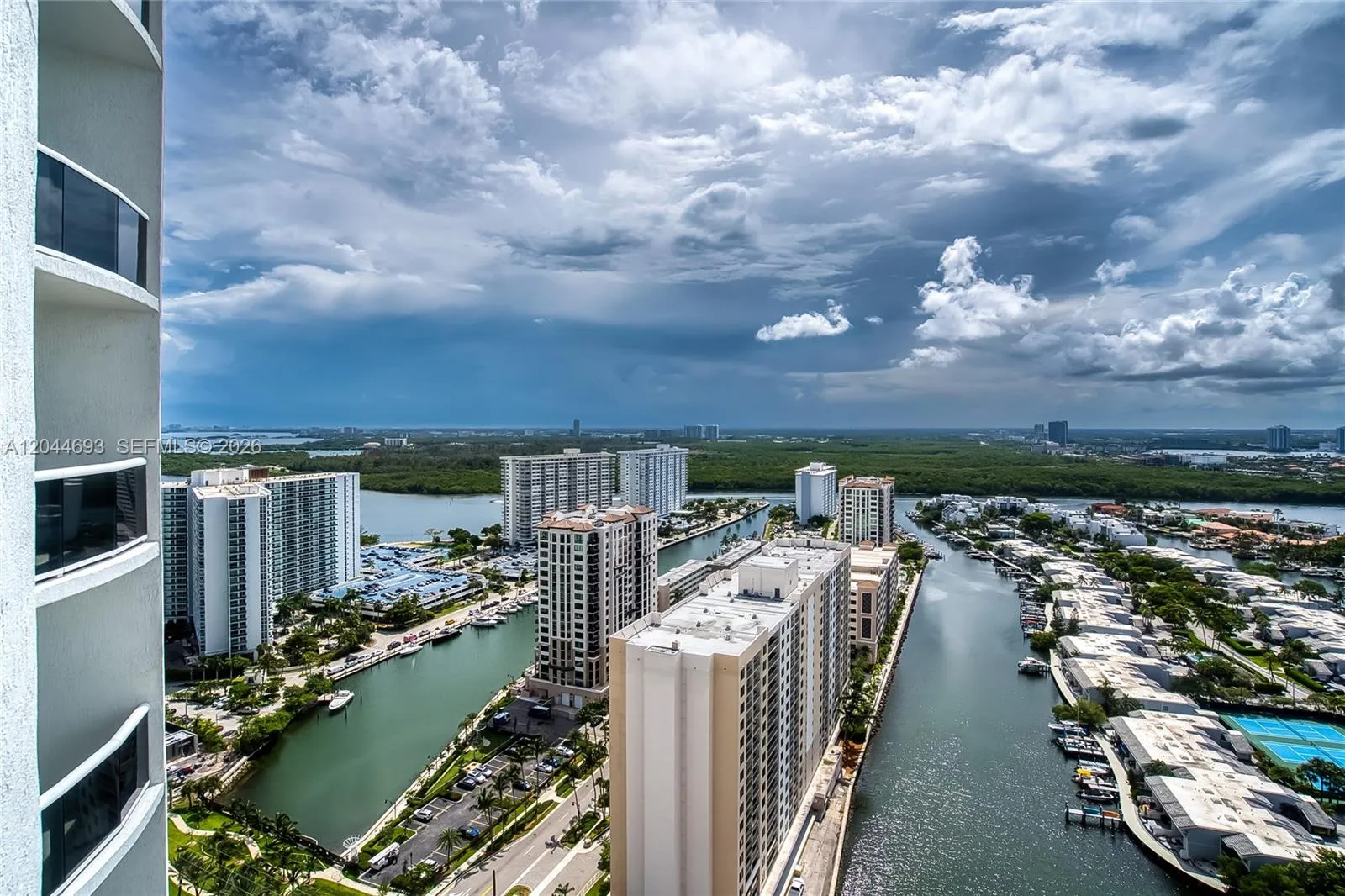 En Renta 16001 Collins Avenue 2605, Sunny Isles Beach, FL 33160, Sunny Isles Beach, FL 33160