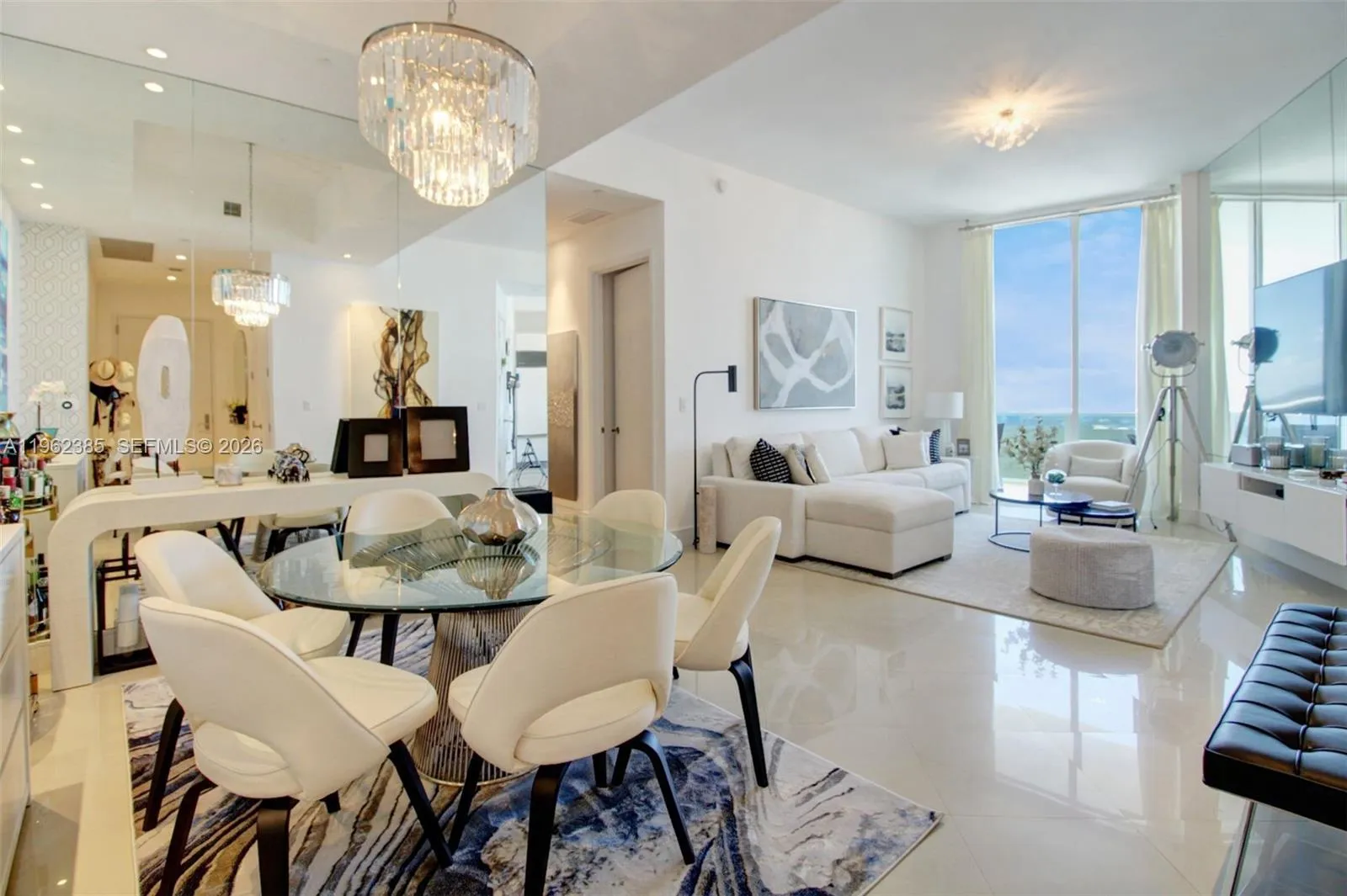 Foto de propiedad en 16001 Collins Avenue 3605, Sunny Isles Beach, FL 33160 Sunny Isles Beach con MLS# 