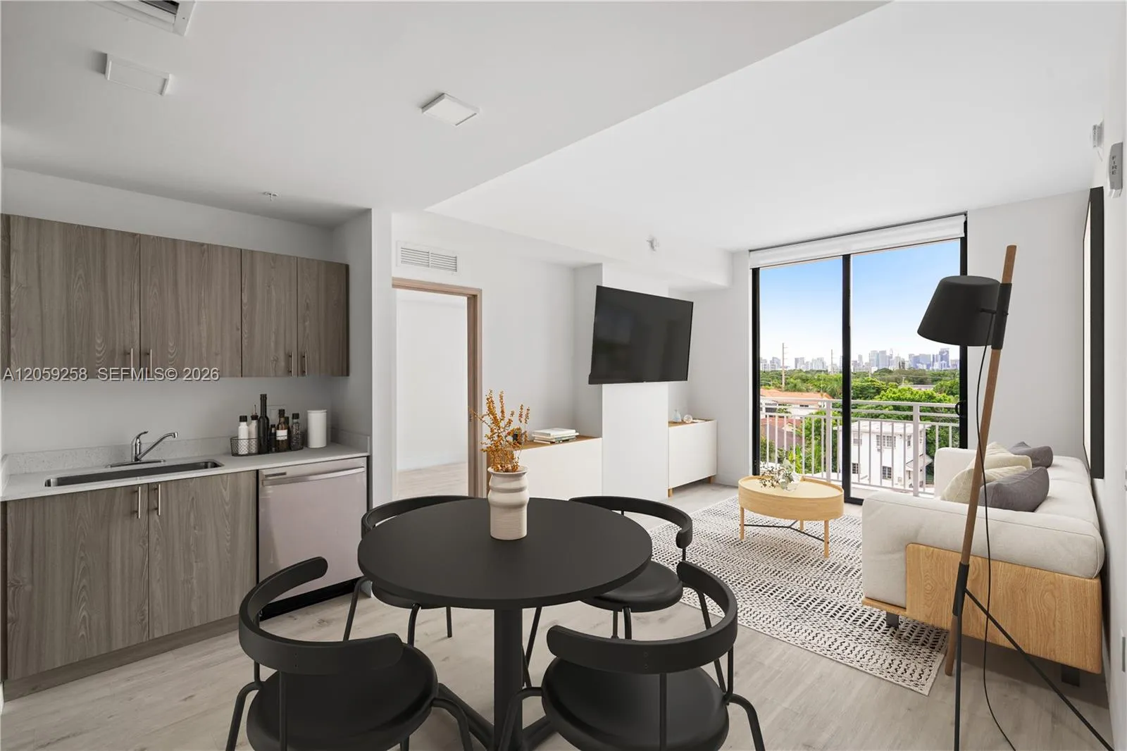 Foto de propiedad en 1601 SW 32 Avenue 501, Miami, FL 33145 Miami con MLS#