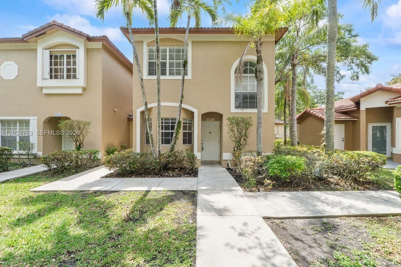 Vendido 16035 Emerald Cove Road, Weston, FL 33331, Weston, FL 33331