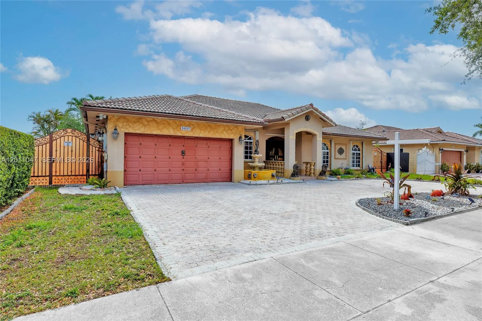 Vendido 16037 NW 77th Place, Miami Lakes, FL 33016, Miami Lakes, FL 33016