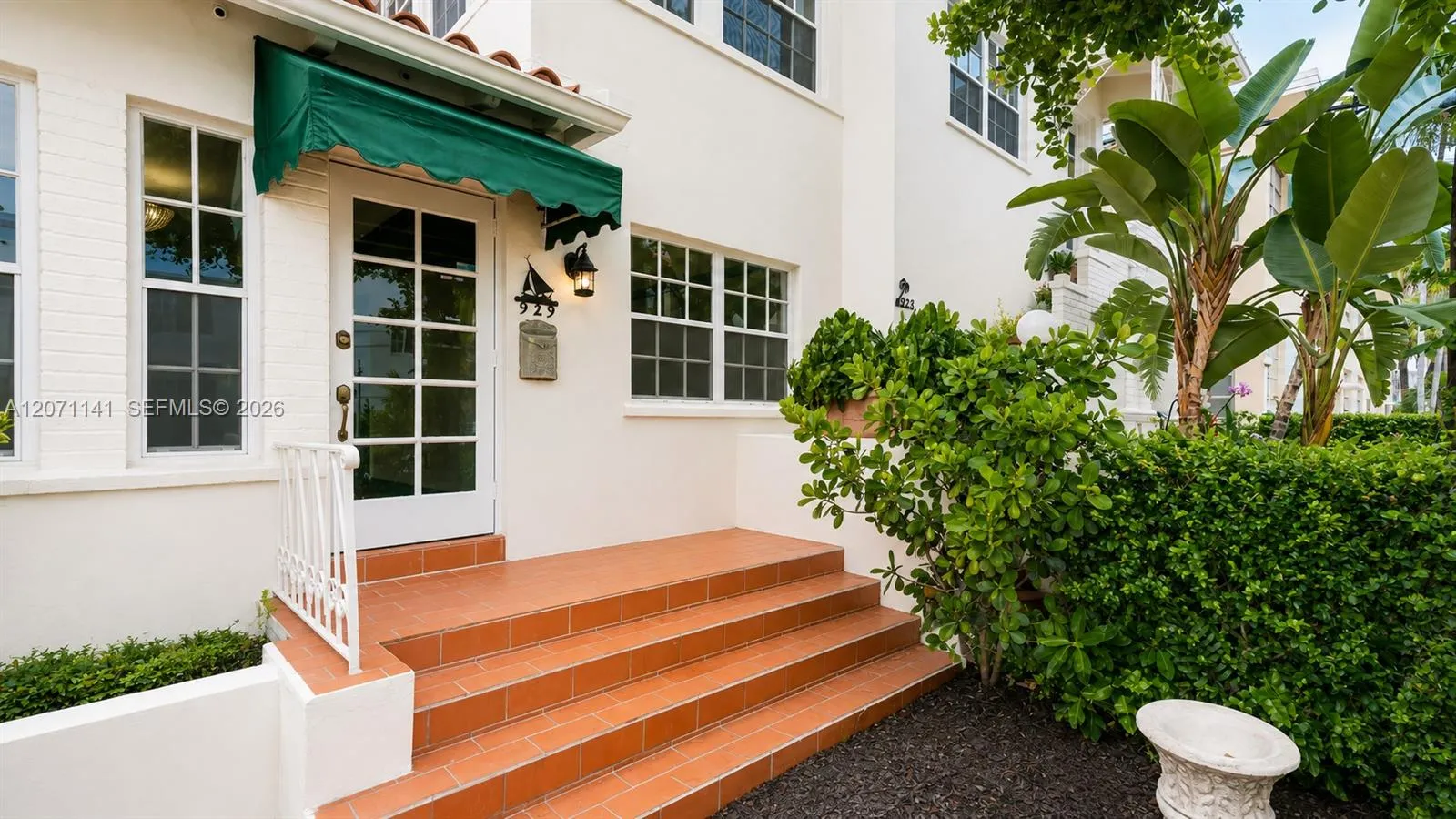 Foto de propiedad en 1605 Michigan Avenue 929, Miami Beach, FL 33139 Miami Beach con MLS# 
