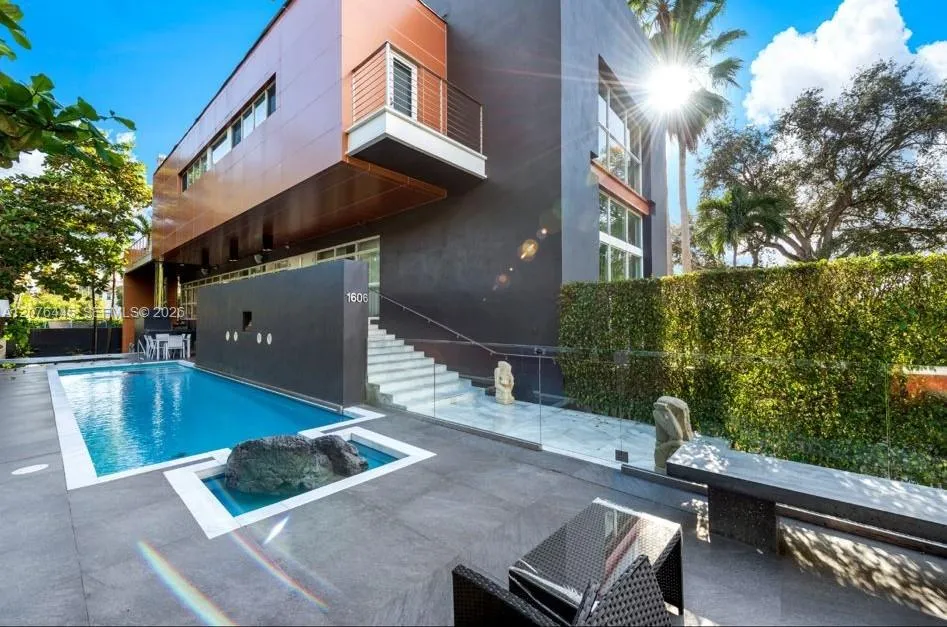 En Renta 1606 S Bayshore Drive 1606, Miami, FL 33133, Miami, FL 33133