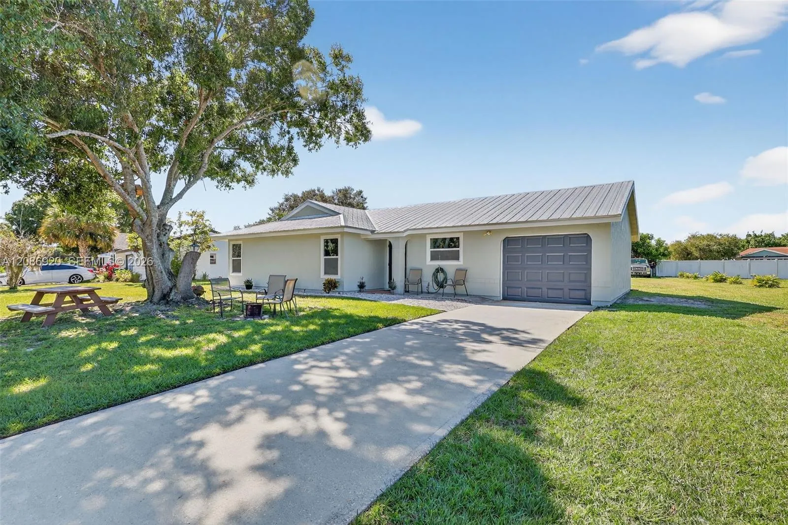 En Venta 1610 SE Burning Lane, Port St. Lucie, FL 34952, Port St. Lucie, FL 34952