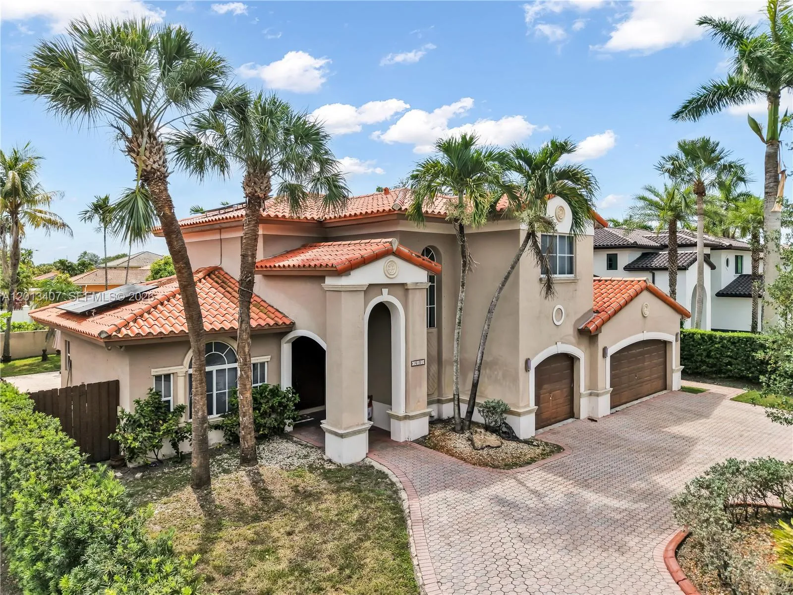 En Venta 16101 NW 79th Court, Miami Lakes, FL 33016, Miami Lakes, FL 33016
