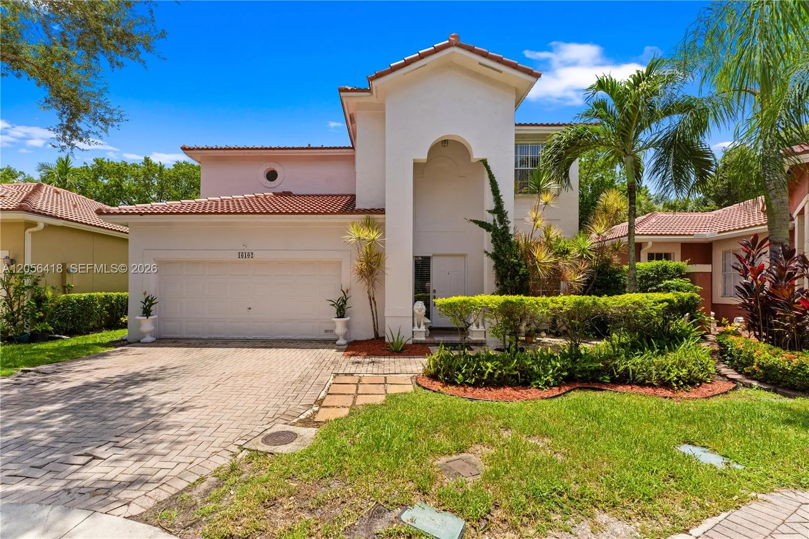 Foto de propiedad en 16102 Opal Creek Drive, Weston, FL 33331 Weston con MLS# 