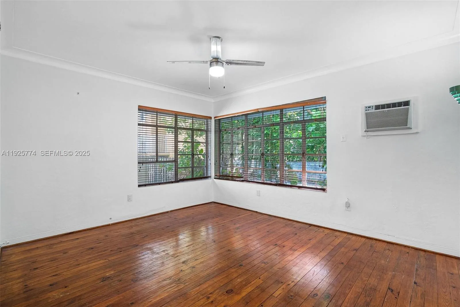 Foto de propiedad en 1611 Euclid Avenue 8, Miami Beach, FL 33139 Miami Beach con MLS# 