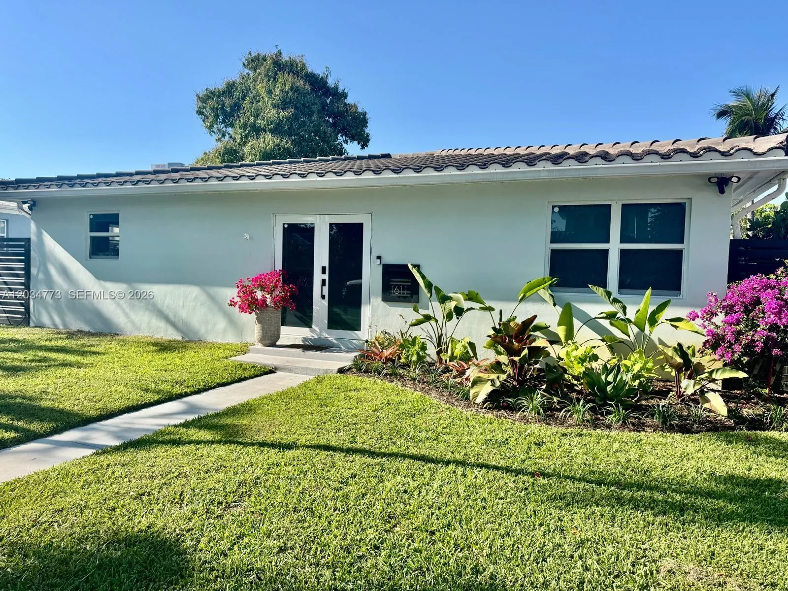 Vendido 1611 Madison Street, Hollywood, FL 33020, Hollywood, FL 33020
