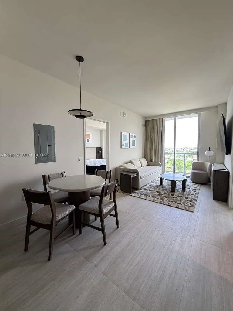 Foto de propiedad en 1611 SW 2nd Avenue 911, Miami, FL 33129 Miami con MLS# 