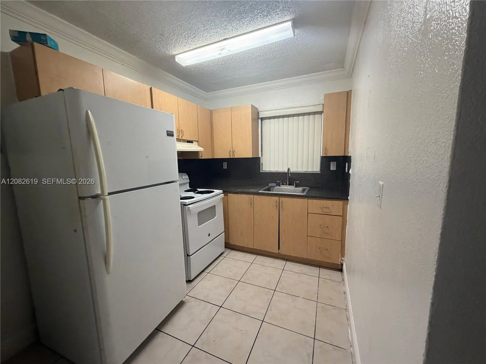 Foto de propiedad en 16118 NE 21st Avenue 7, North Miami Beach, FL 33162 North Miami Beach con MLS# 