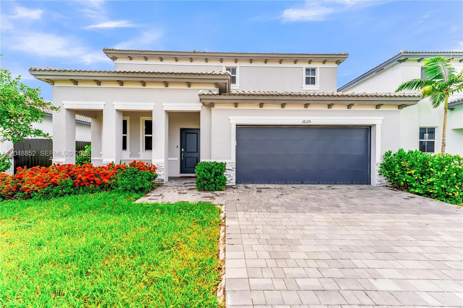 Foto de propiedad en 16125 SW 149th Avenue, Miami, FL 33187 Miami con MLS# 