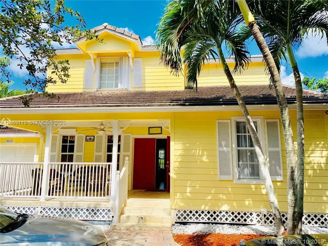 Foto de propiedad en 16141 SW 96th Terrace, Miami, FL 33196 Miami con MLS# 