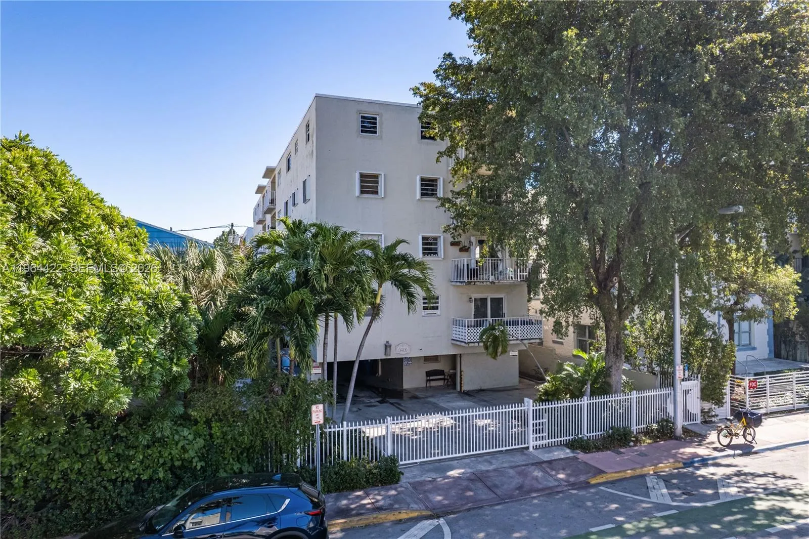 Foto de propiedad en 1615 Meridian Avenue 202, Miami Beach, FL 33139 Miami Beach con MLS# 