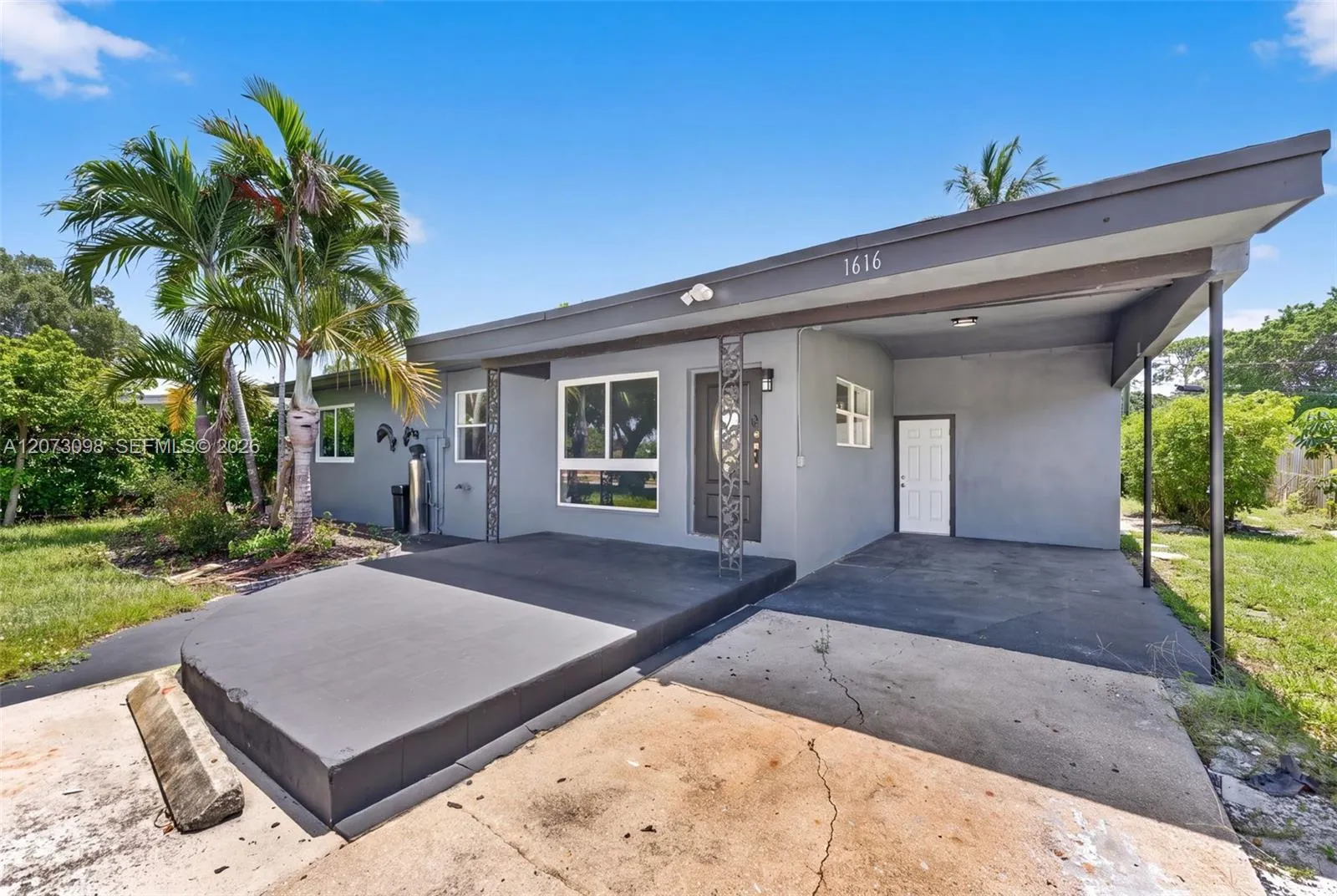Foto de propiedad en 1616 SW 9th Street, Fort Lauderdale, FL 33312 Fort Lauderdale con MLS# 