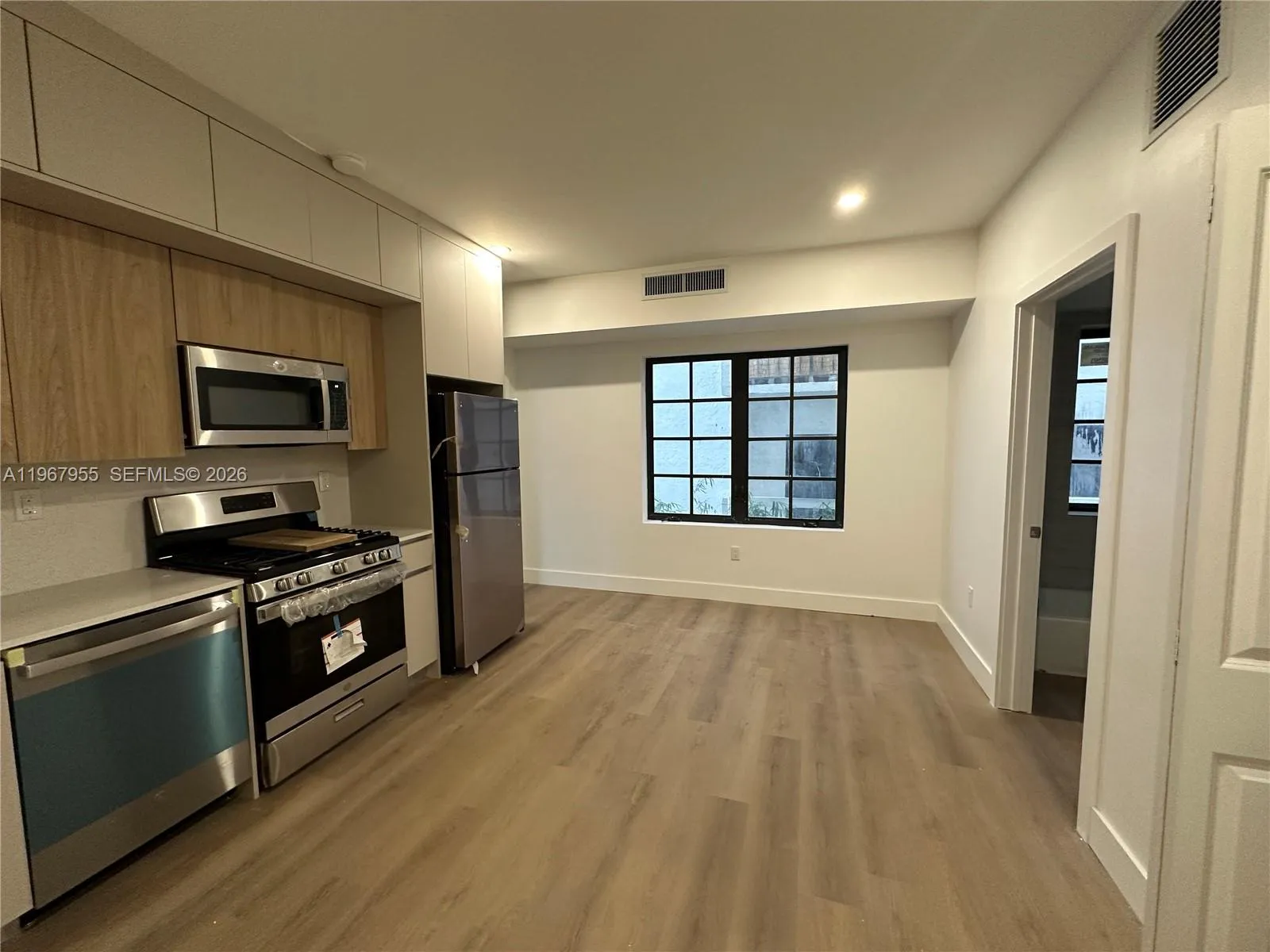Foto de propiedad en 1619 Jefferson Avenue 8, Miami Beach, FL 33139 Miami Beach con MLS# 