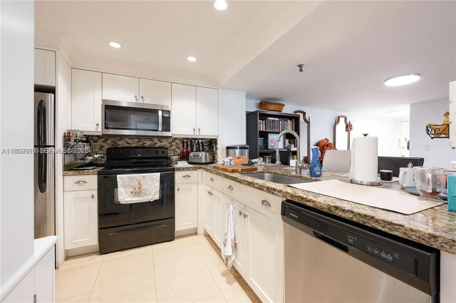 Foto de propiedad en 1621 Collins Avenue 302, Miami Beach, FL 33139 Miami Beach con MLS# 