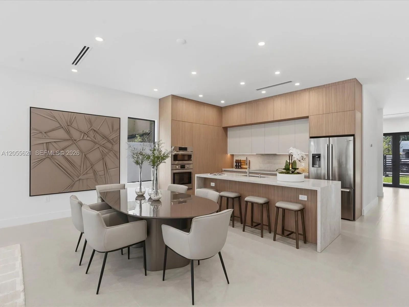 En Venta 1621 SW 11th Terrace, Miami, FL 33135, Miami, FL 33135