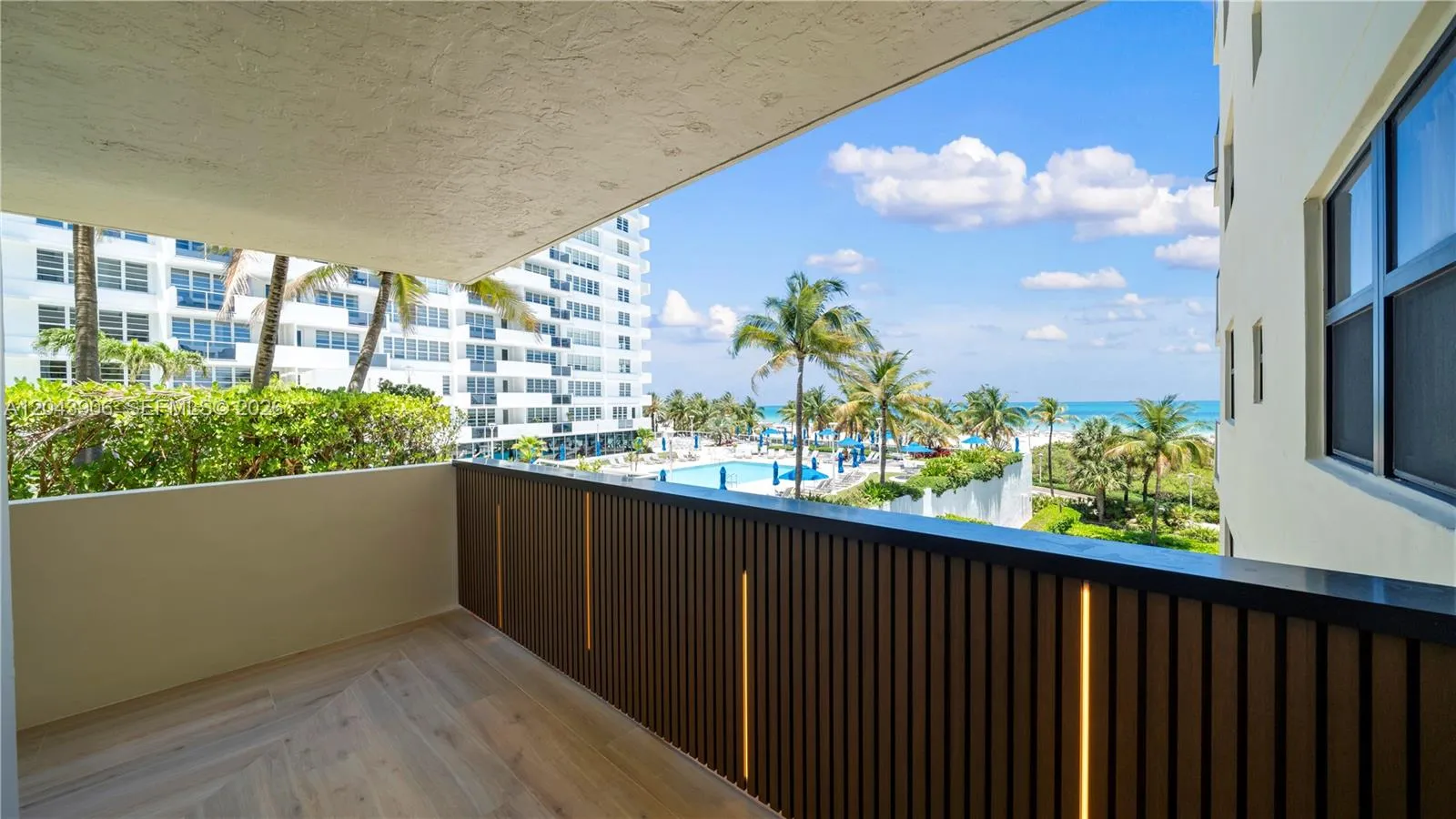 Foto de propiedad en 1623 Collins Avenue 415, Miami Beach, FL 33139 Miami Beach con MLS# 