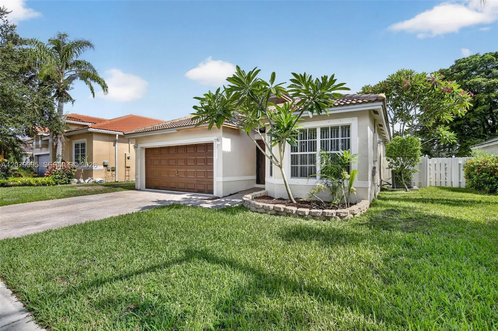 Alquilada 16249 NW 24th Street 16249, Pembroke Pines, FL 33028, Pembroke Pines, FL 33028