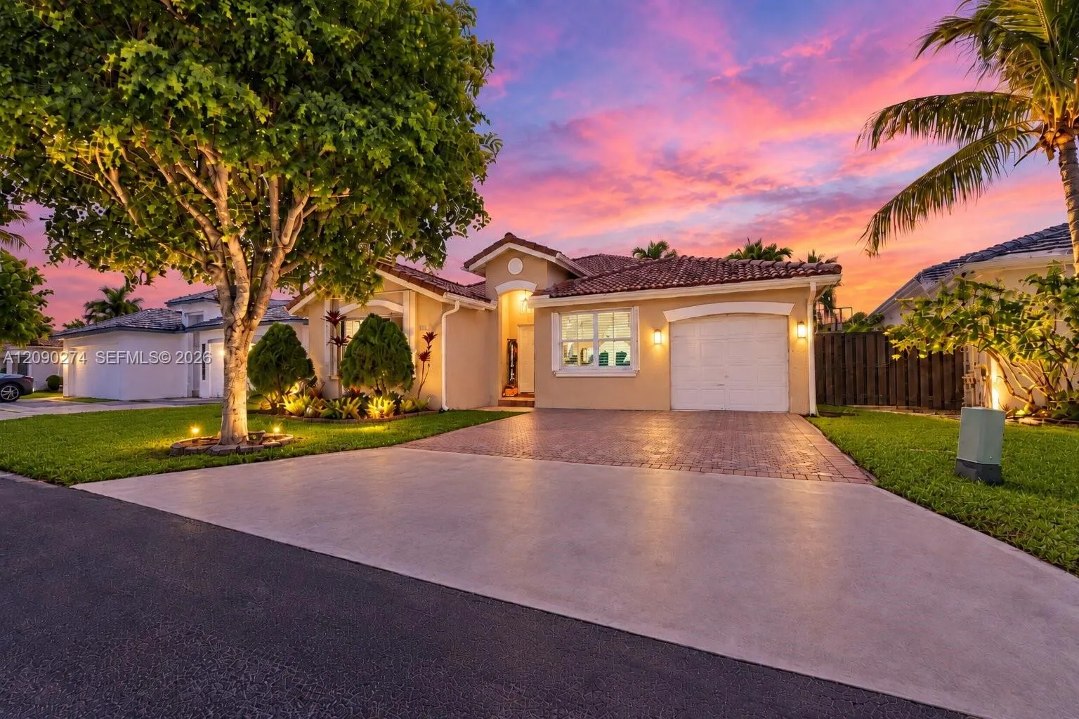 En Venta 16256 SW 81st Street, Miami, FL 33193, Miami, FL 33193