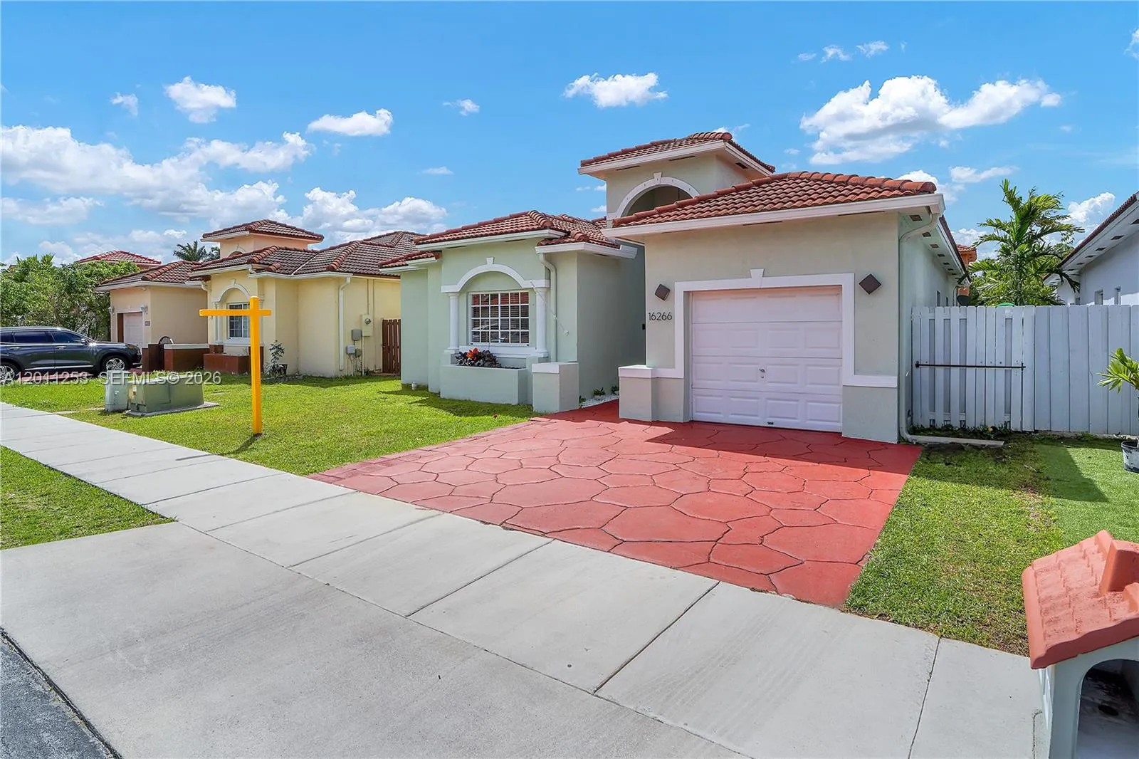 En Renta 16266 SW 54th Terrace 0, Miami, FL 33185, Miami, FL 33185
