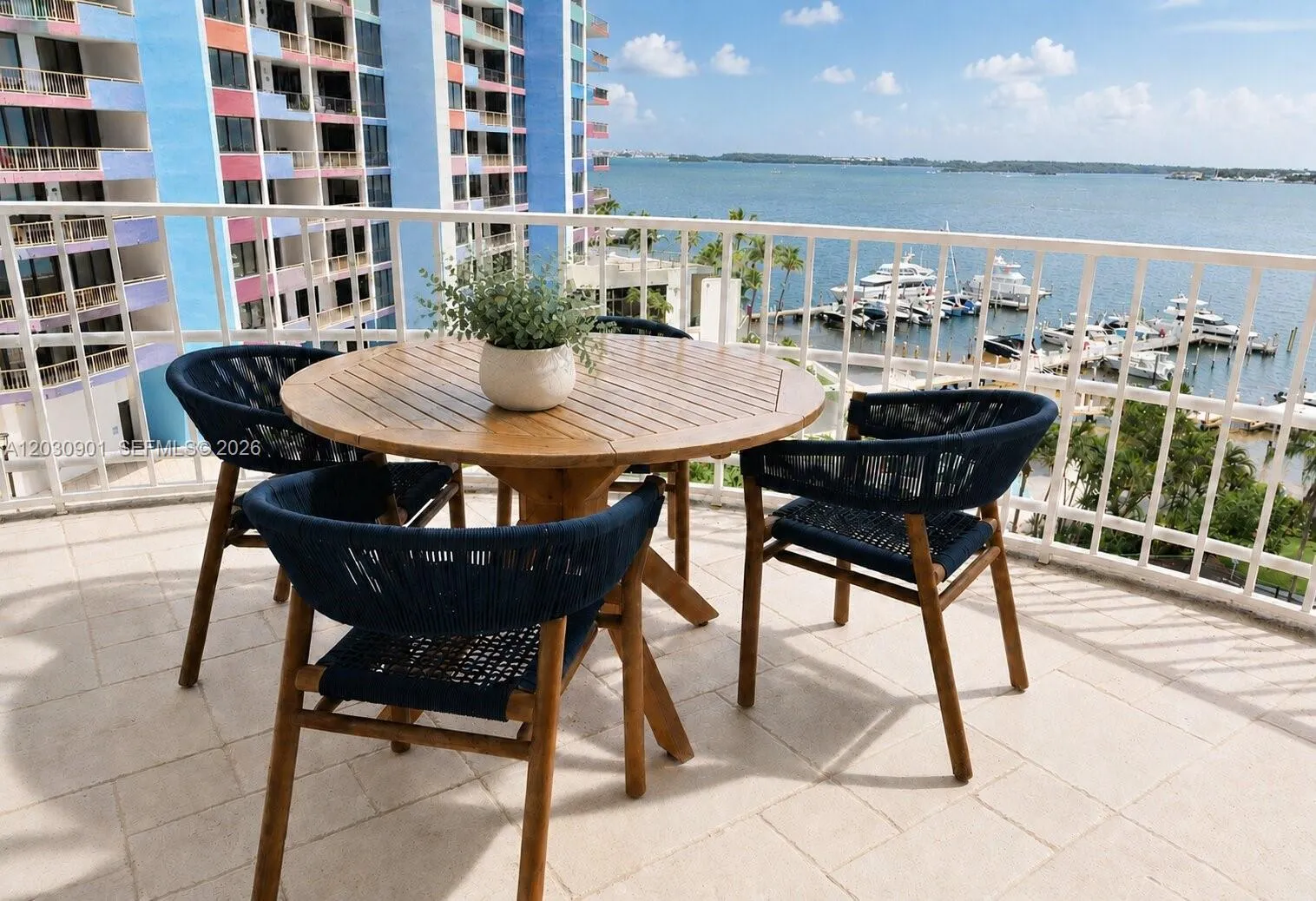 Foto de propiedad en 1627 Brickell Avenue 1005, Miami, FL 33129 Miami con MLS# 