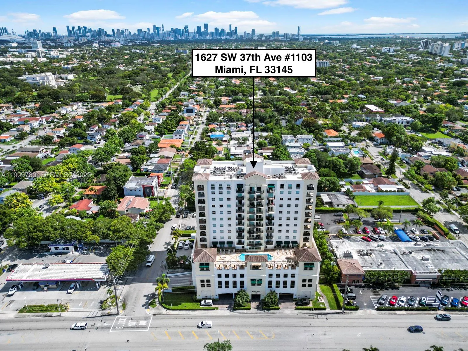 Foto de propiedad en 1627 SW 37th Avenue 1103, Miami, FL 33145 Miami con MLS# 