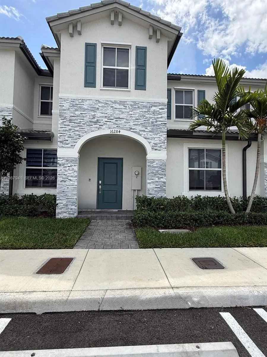 Foto de propiedad en 16284 SW 292nd Street, Homestead, FL 33033 Homestead con MLS# 