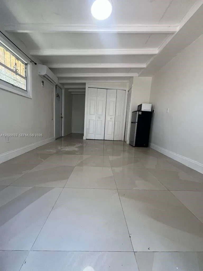 En Renta 1629 NE 177 Street 2, Miami, FL 33162, Miami, FL 33162