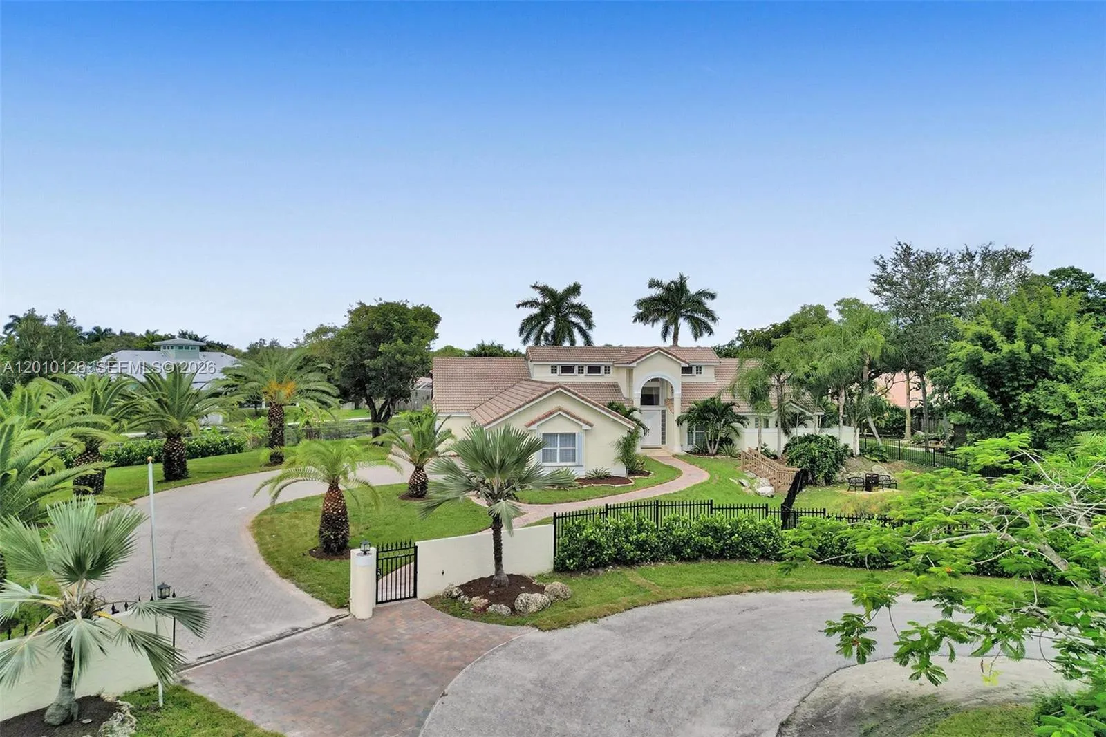 Foto de propiedad en 16301 SW 62nd Street, Southwest Ranches, FL 33331 Southwest Ranches con MLS# 