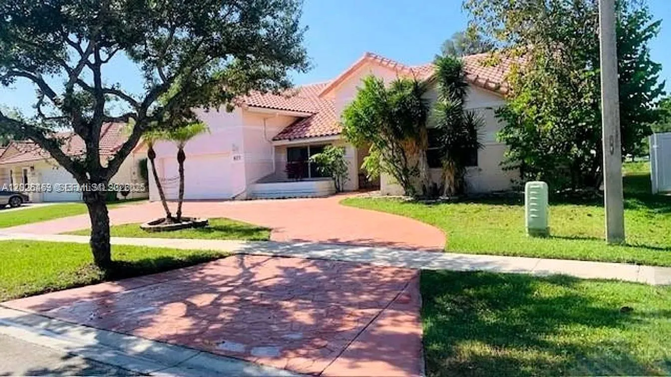 Alquilada 16373 NW 16th Street, Pembroke Pines, FL 33028, Pembroke Pines, FL 33028