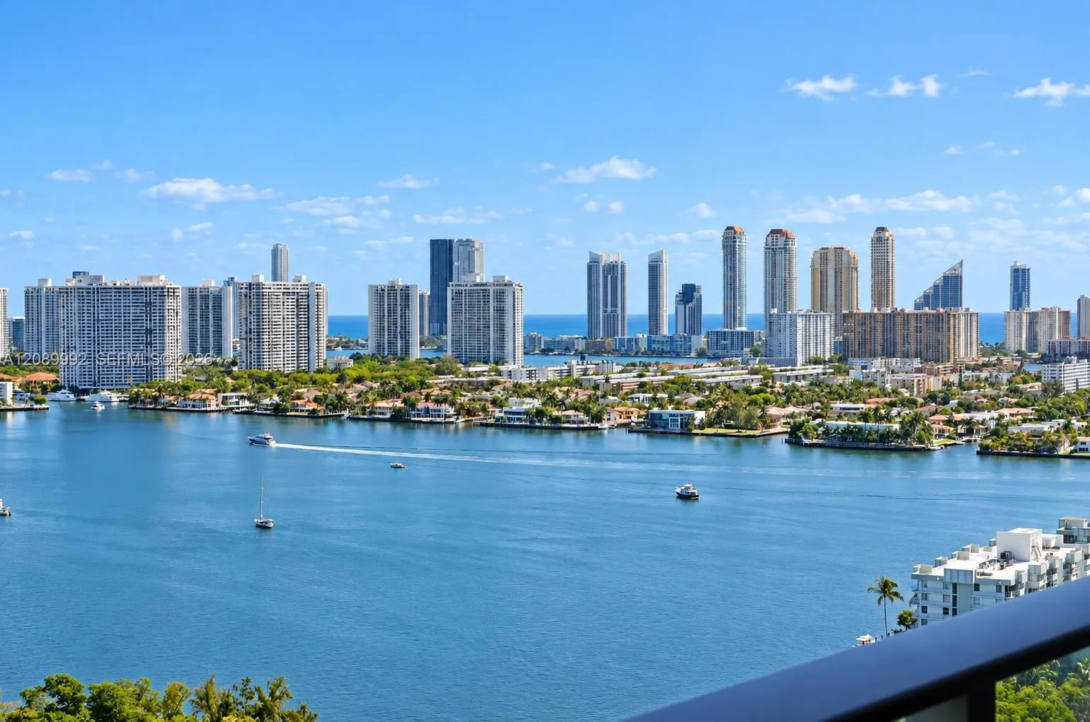 En Renta 16385 Biscayne Boulevard 2502, North Miami Beach, FL 33160, North Miami Beach, FL 33160